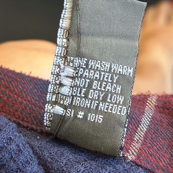 David Brook maroon/navy blue plaid flannel shacket with knit waffle weave lining - Picture 10 of 11